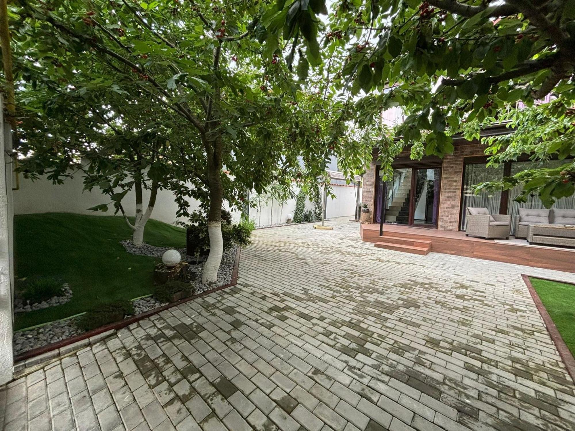 Hugo'S House Villa Костинещи Екстериор снимка