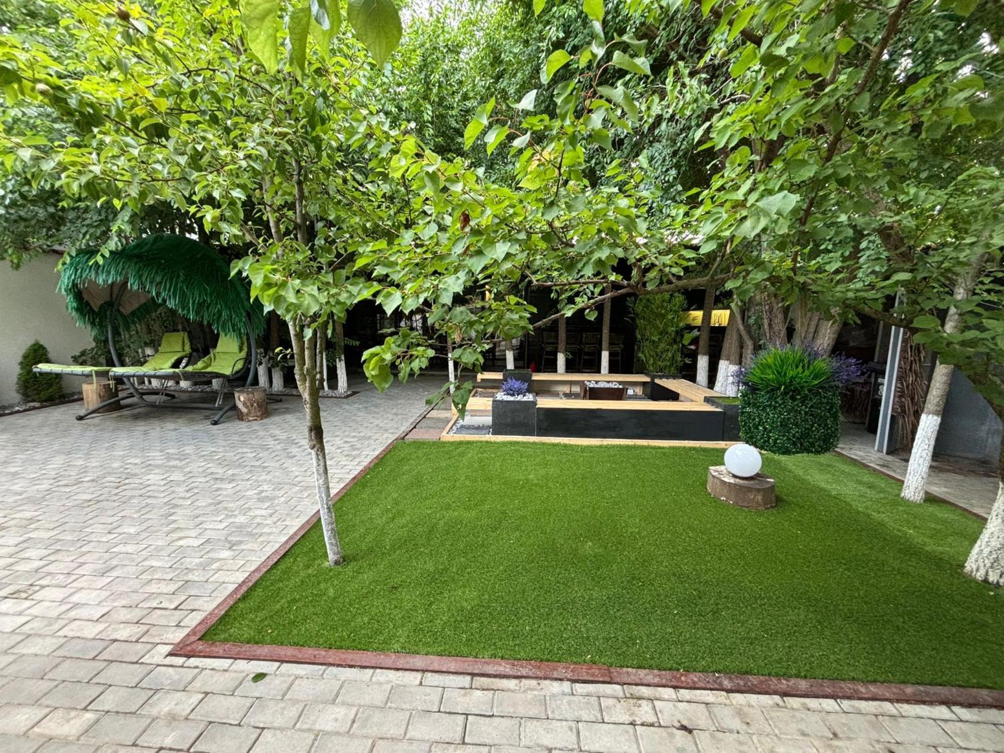 Hugo'S House Villa Костинещи Екстериор снимка