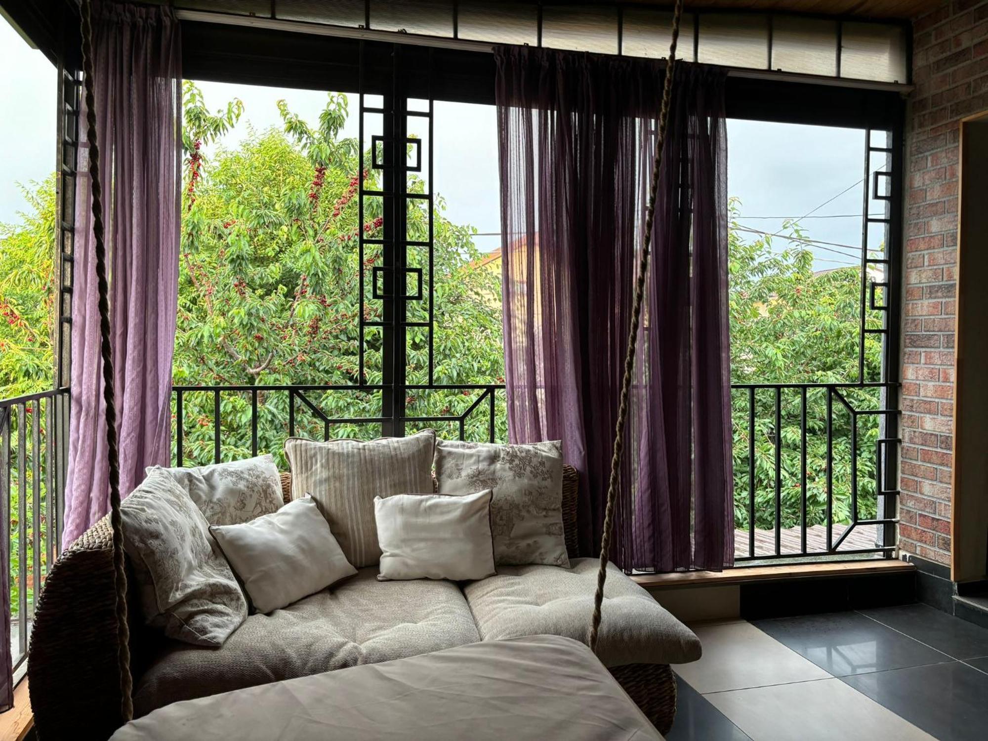 Hugo'S House Villa Костинещи Екстериор снимка
