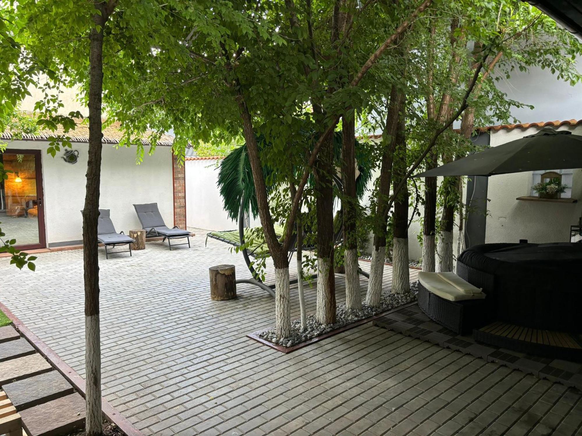 Hugo'S House Villa Костинещи Екстериор снимка