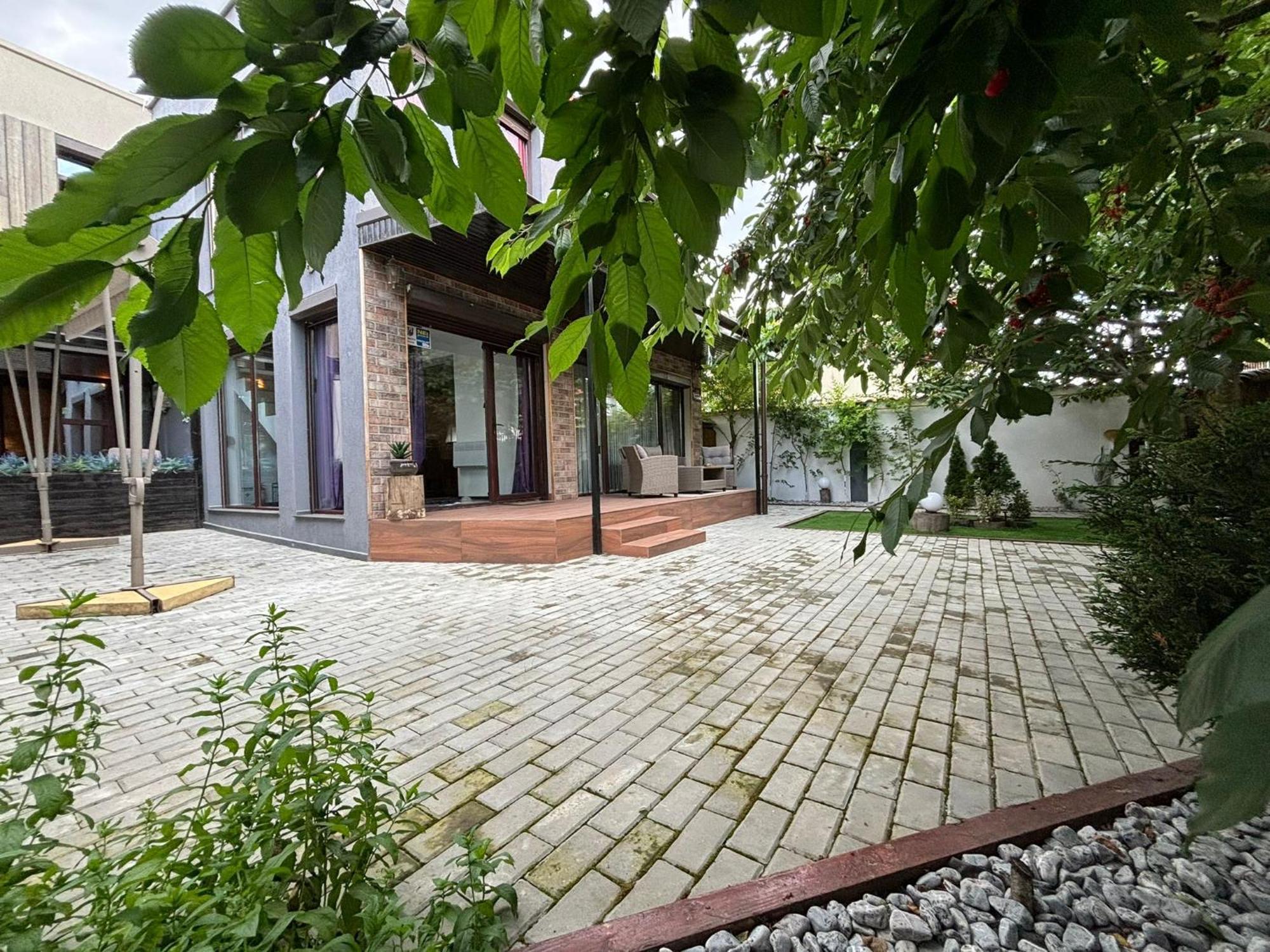Hugo'S House Villa Костинещи Екстериор снимка
