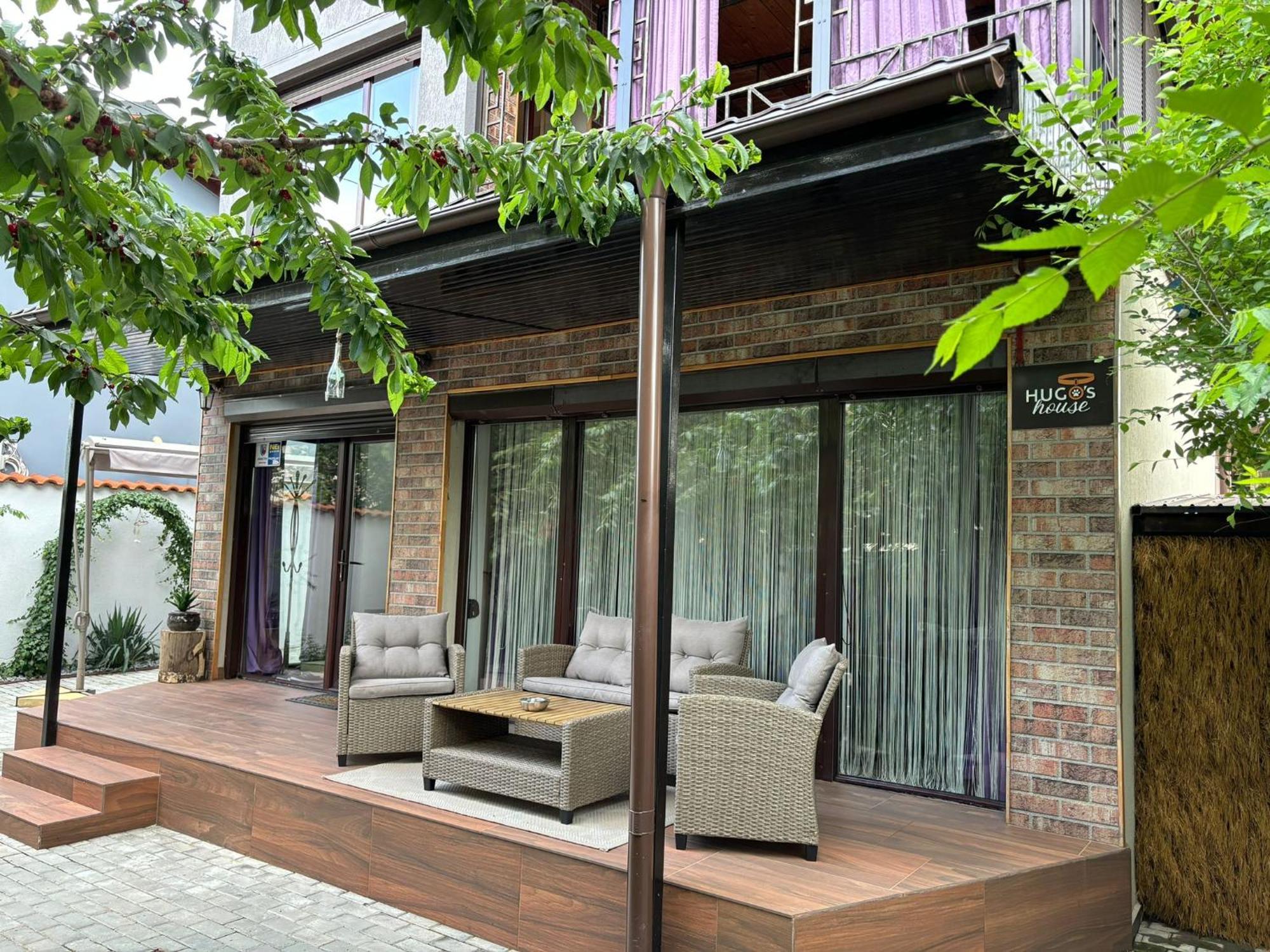 Hugo'S House Villa Костинещи Екстериор снимка